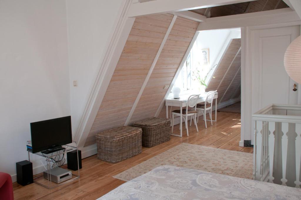 Kalkmarkt Suites Амстердам Стая снимка